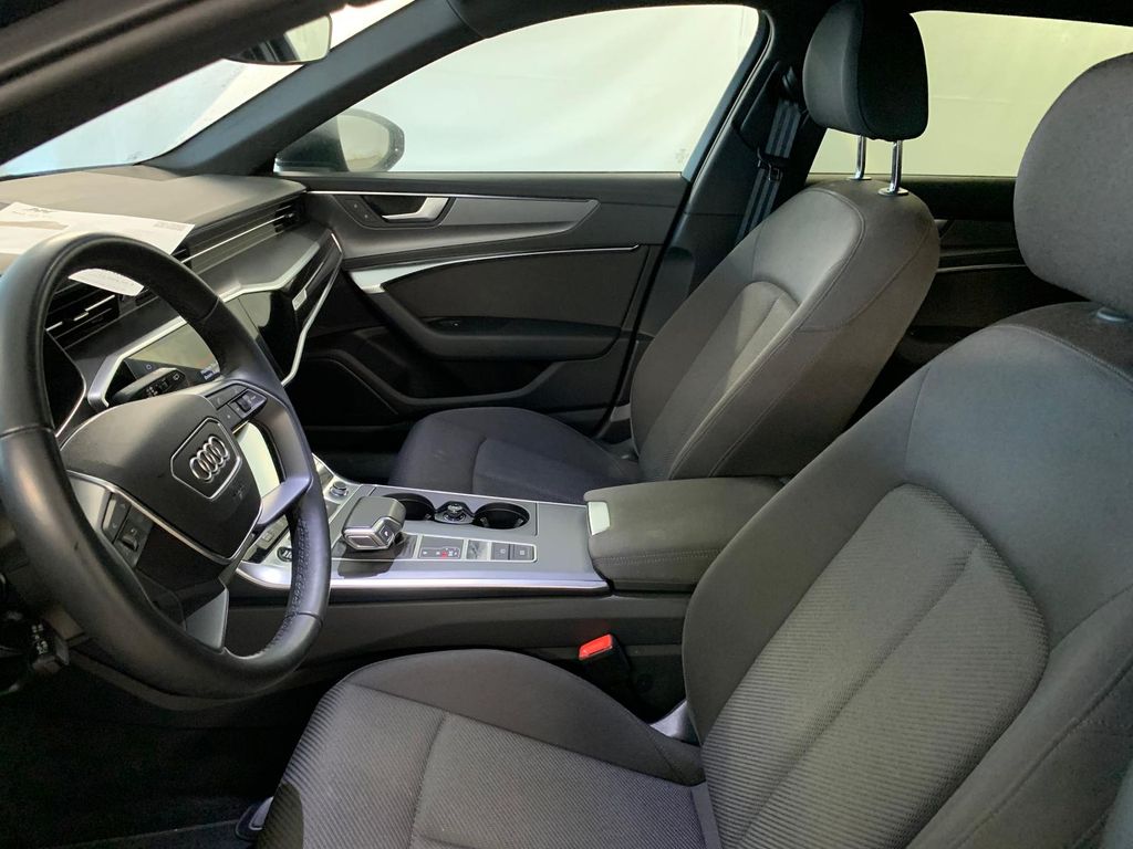 Audi A6 2024 г. Синий, пробег 56567 км