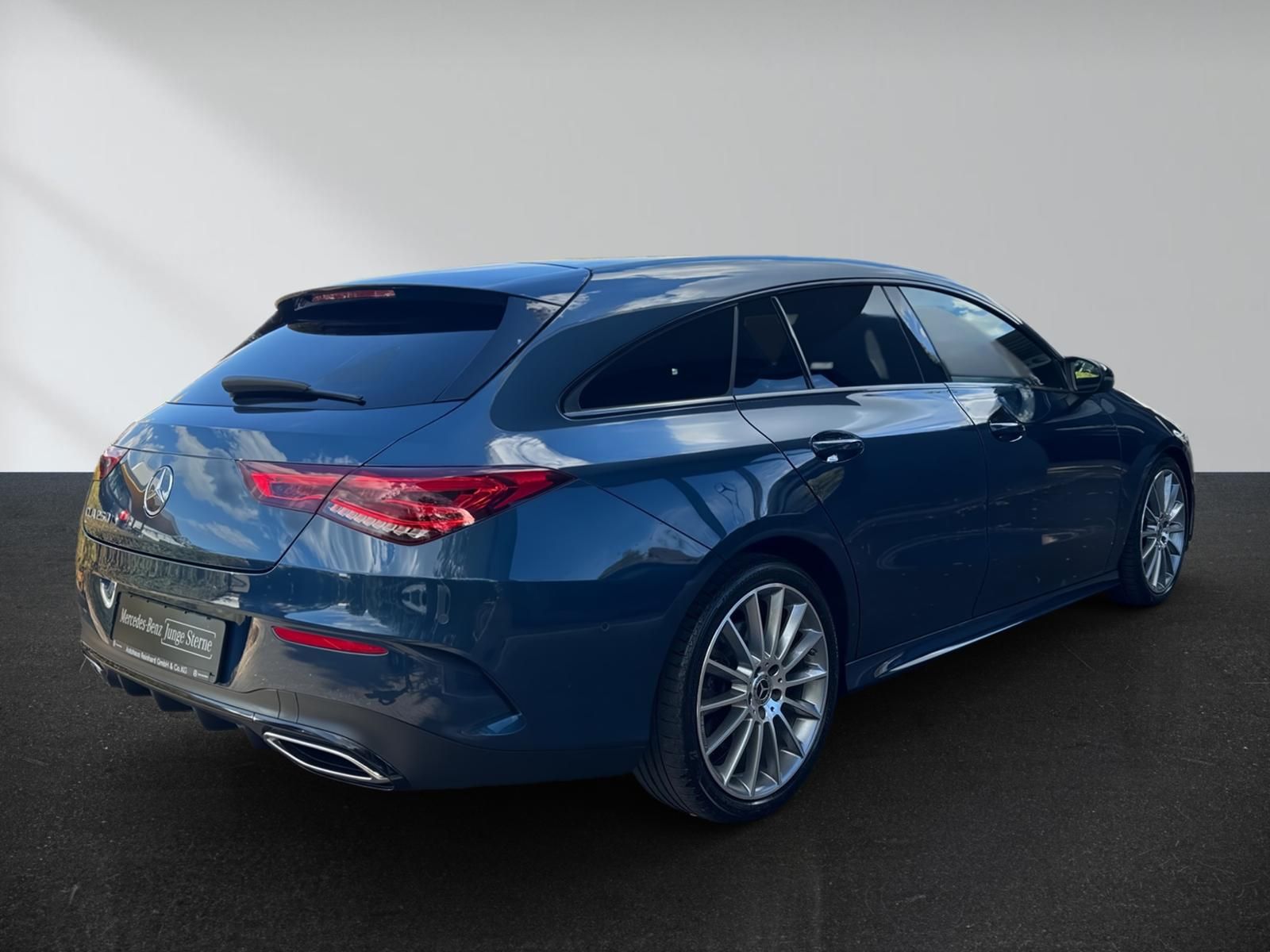 Mercedes-Benz CLA 250 SHOOTING BRAKE 2022 г. Синий, пробег 32924 км