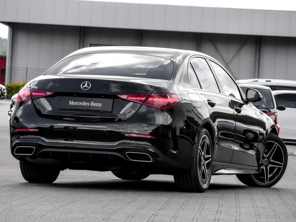Mercedes-Benz C 180 2026 г. Чёрный, пробег 14895 км