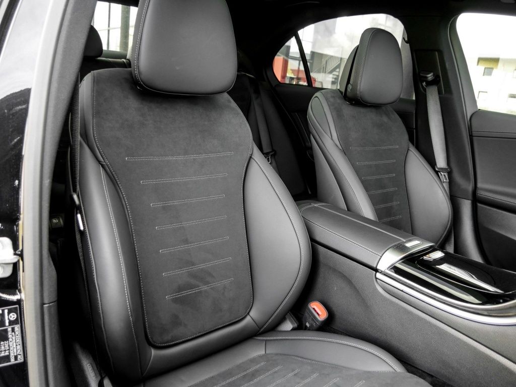 Mercedes-Benz C 180 2026 г. Чёрный, пробег 14895 км