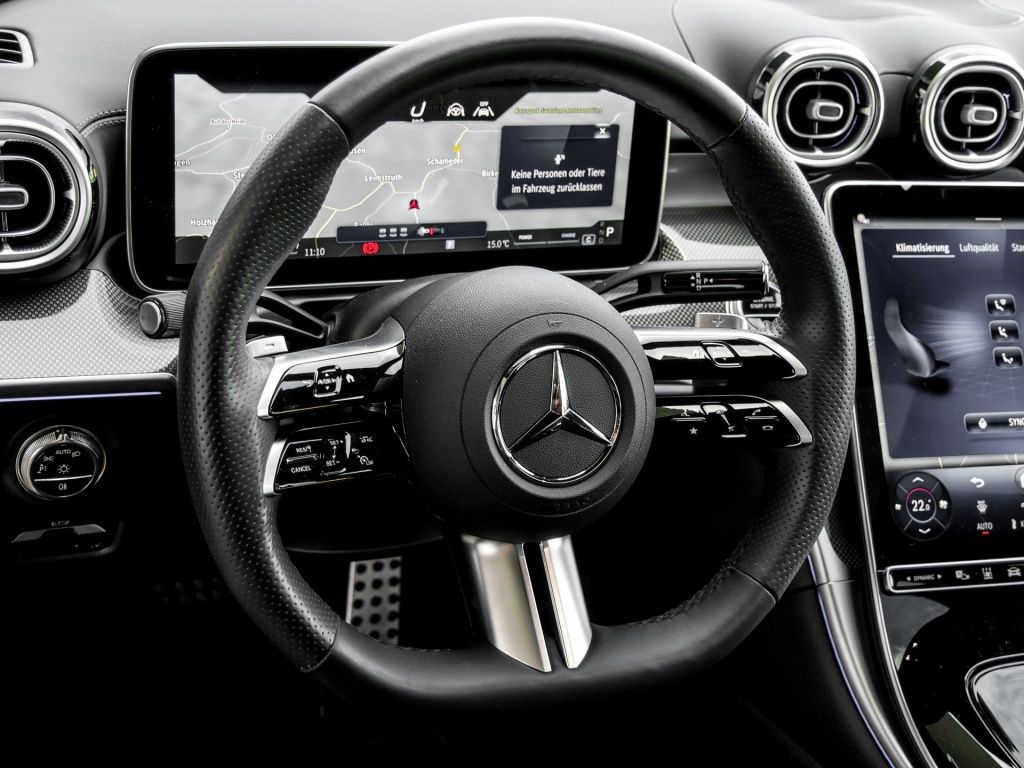 Mercedes-Benz C 180 2026 г. Чёрный, пробег 14895 км