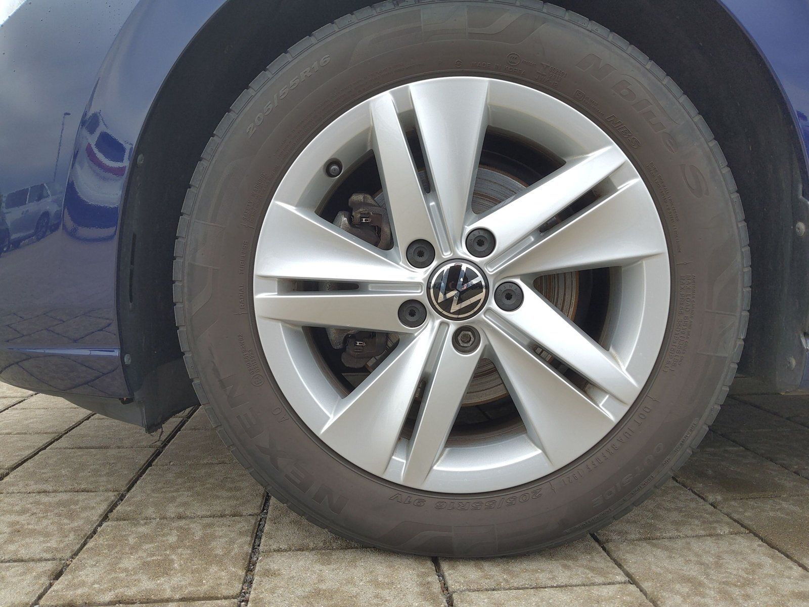 Volkswagen Golf 2022 г. Синий, пробег 59600 км