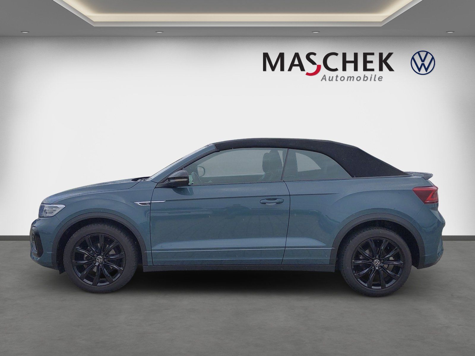 Volkswagen T-Roc 2023 г. Чёрный, пробег 25590 км