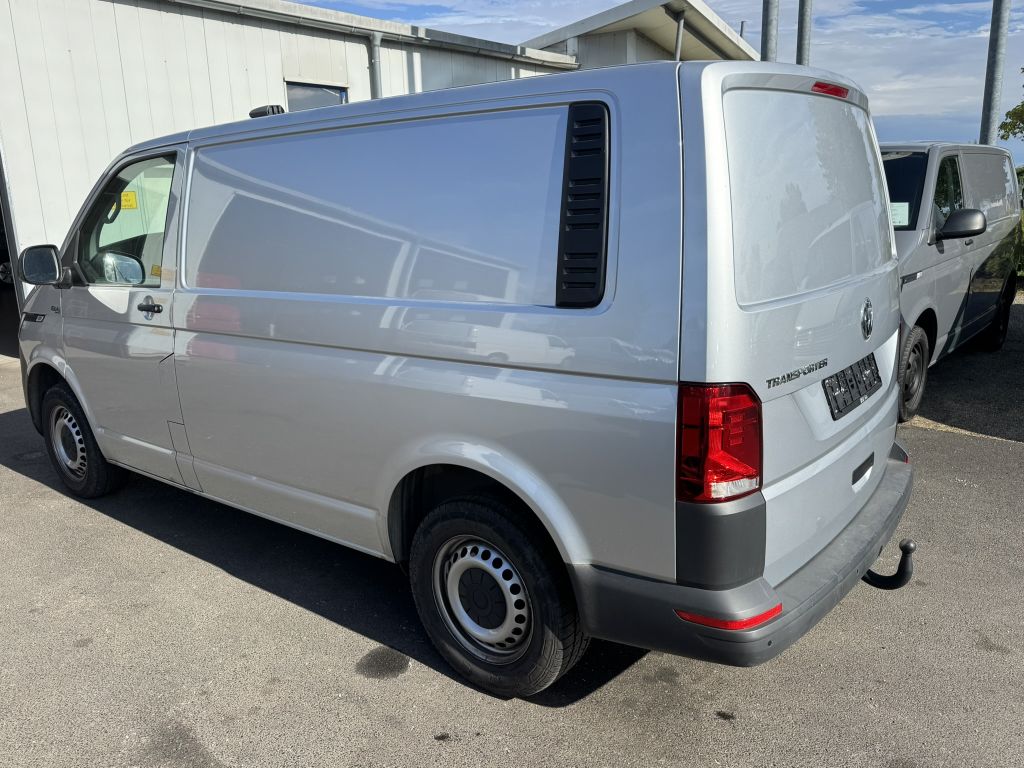 Volkswagen T6 TRANSPORTER 2023 г. Серебристый, пробег 30000 км