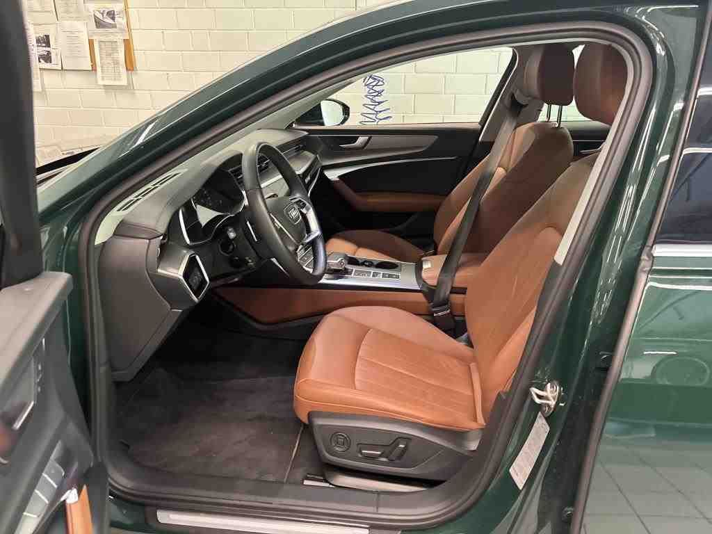 Audi A6 2022 г. Серый, пробег 38656 км
