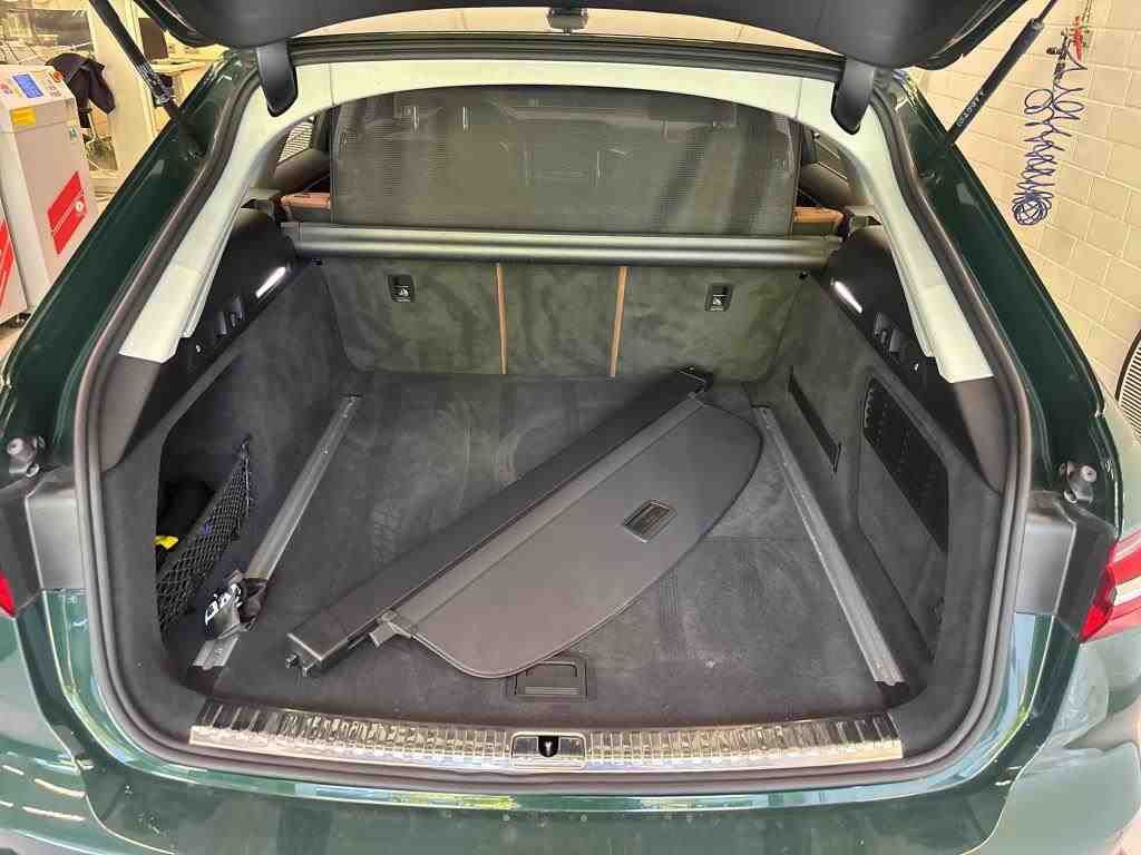 Audi A6 2022 г. Серый, пробег 38656 км