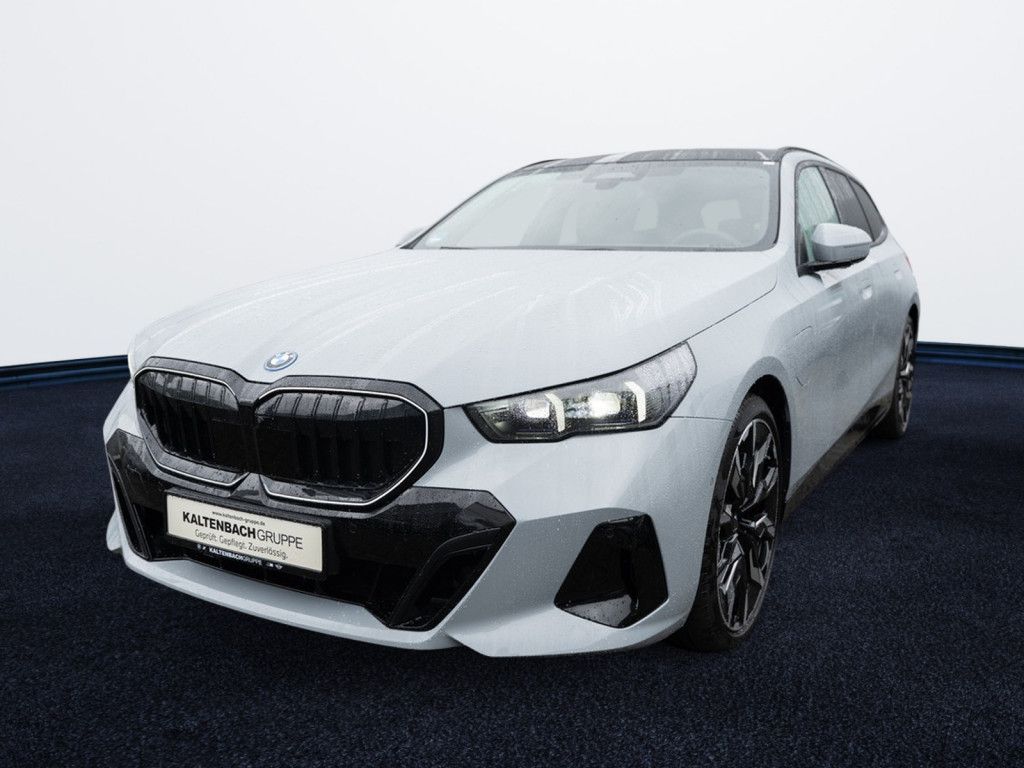 BMW 550 2025 г. Серый, пробег 16858 км