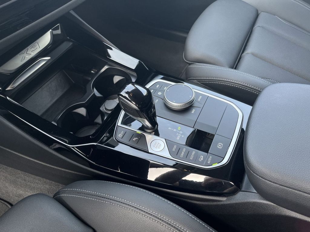 BMW X3 2023 г. Чёрный, пробег 41800 км