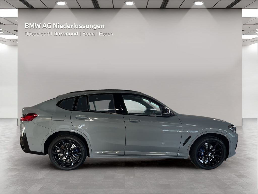 BMW X4 M40 2023 г. Серый, пробег 53357 км