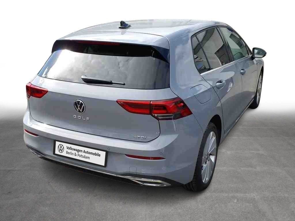 Volkswagen Golf 2023 г. Серый, пробег 36164 км