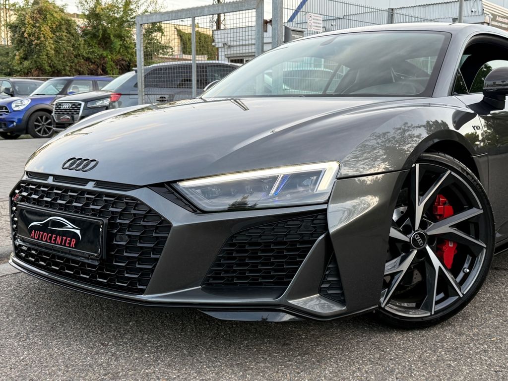 Audi R8 2021 г. Серый, пробег 29000 км