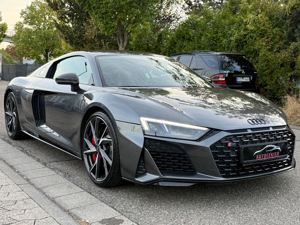 Audi R8 2021 г. Серый, пробег 29000 км