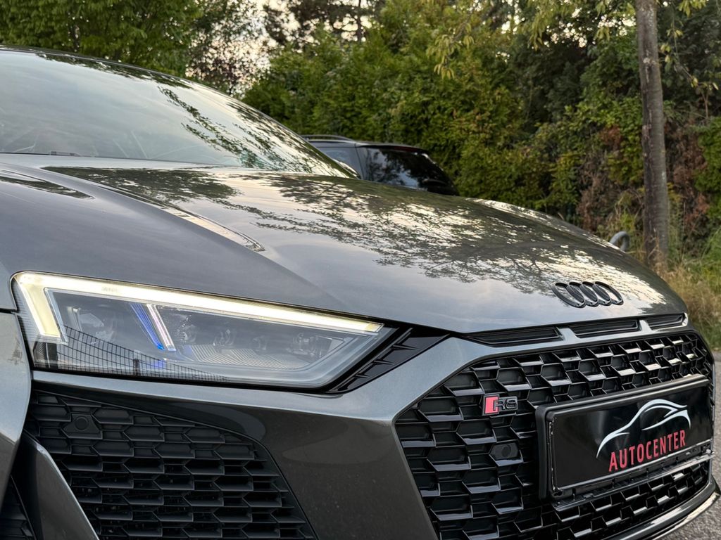 Audi R8 2021 г. Серый, пробег 29000 км