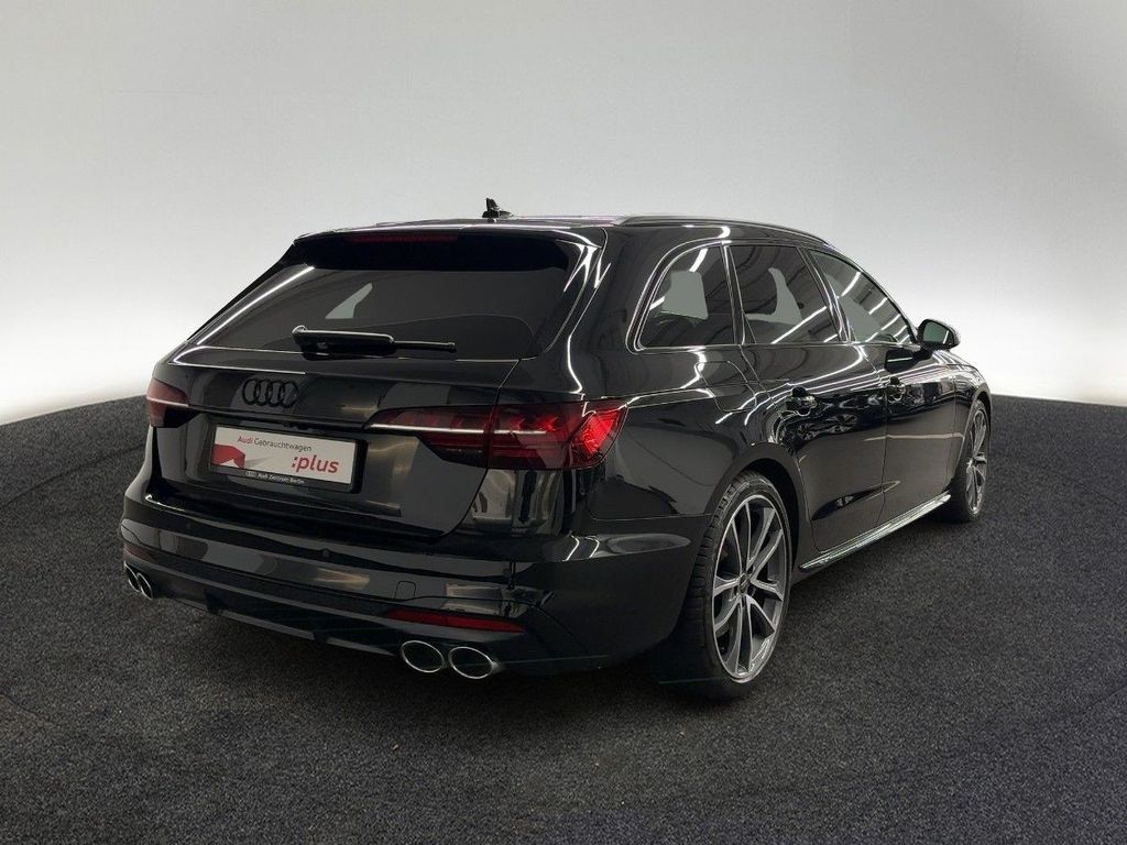 Audi S4 2023 г. Чёрный, пробег 31000 км