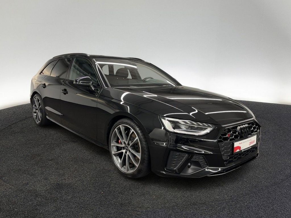 Audi S4 2023 г. Чёрный, пробег 31000 км