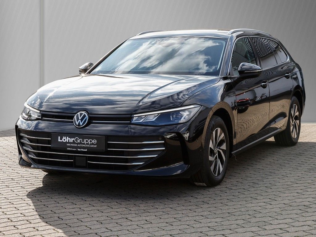 Volkswagen PASSAT VARIANT 2025 г. Чёрный, пробег 53490 км