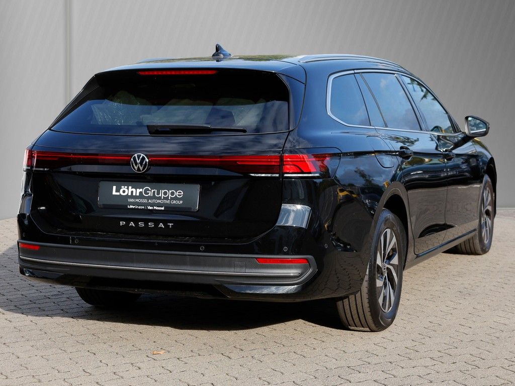 Volkswagen PASSAT VARIANT 2025 г. Чёрный, пробег 53490 км