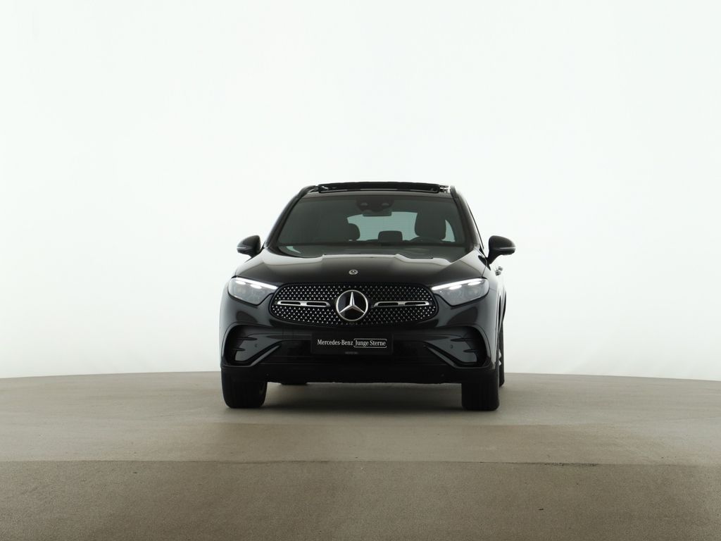 Mercedes-Benz GLC 450 2025 г. Чёрный, пробег 27021 км