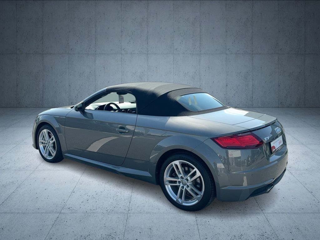 Audi TT 2023 г. Серый, пробег 47882 км