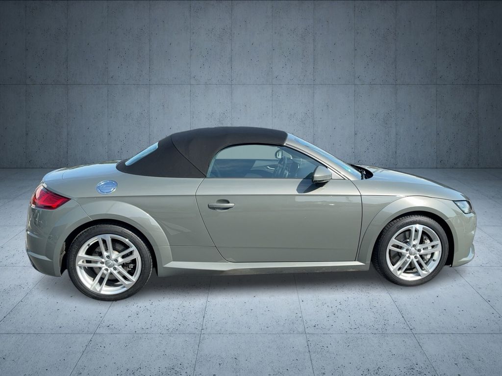 Audi TT 2023 г. Серый, пробег 47882 км