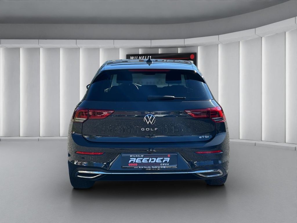 Volkswagen Golf 2024 г. Серый, пробег 36255 км