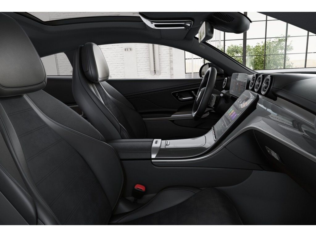 Mercedes-Benz CLE 220 2025 г. Чёрный, пробег 13768 км
