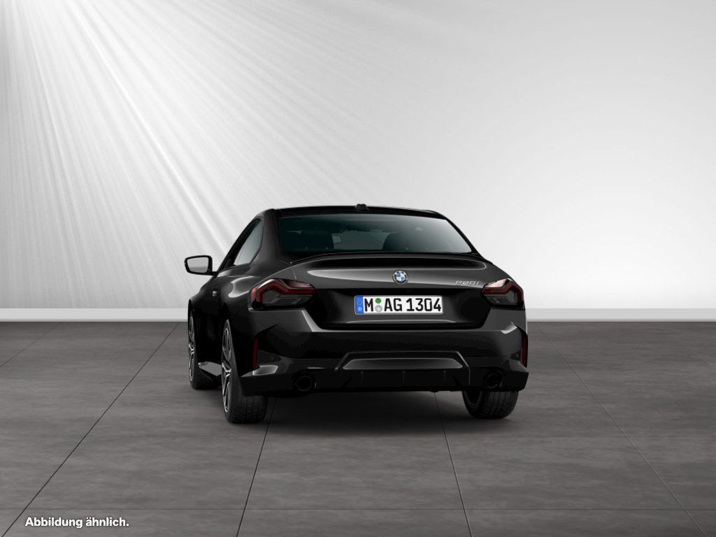 BMW 220 2023 г. Чёрный, пробег 49950 км