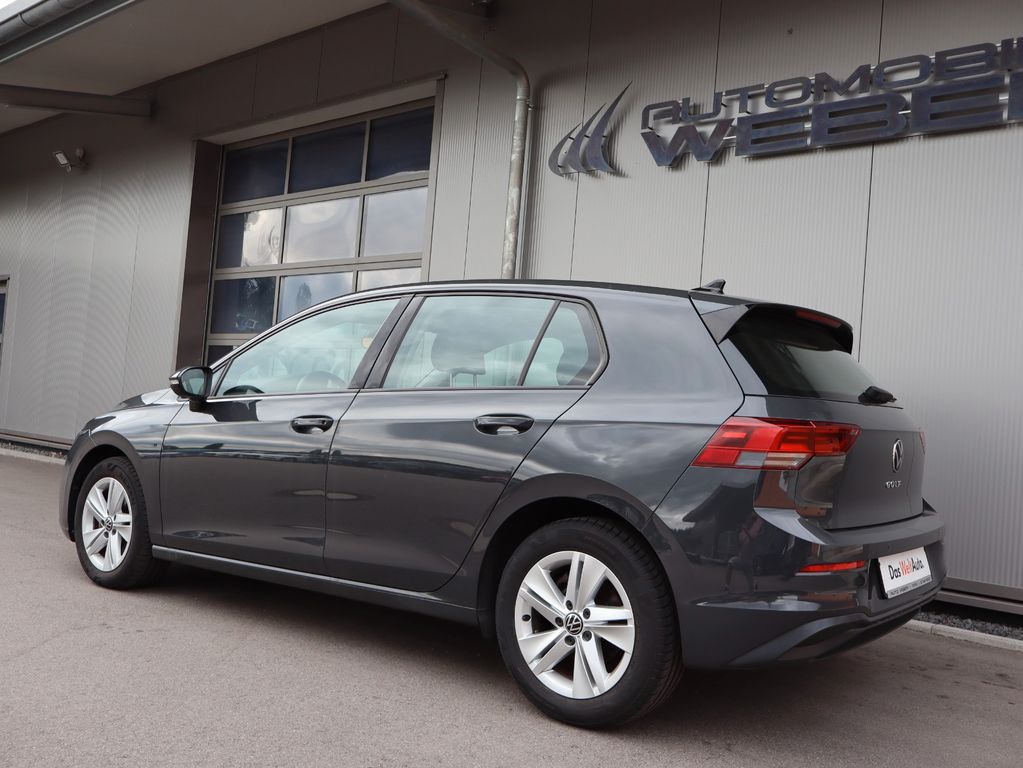 Volkswagen Golf 2022 г. Серый, пробег 38000 км