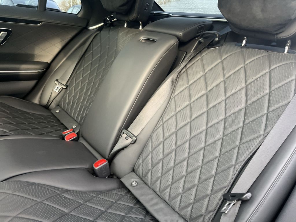 Mercedes-Benz S 400 2021 г. Чёрный, пробег 35900 км