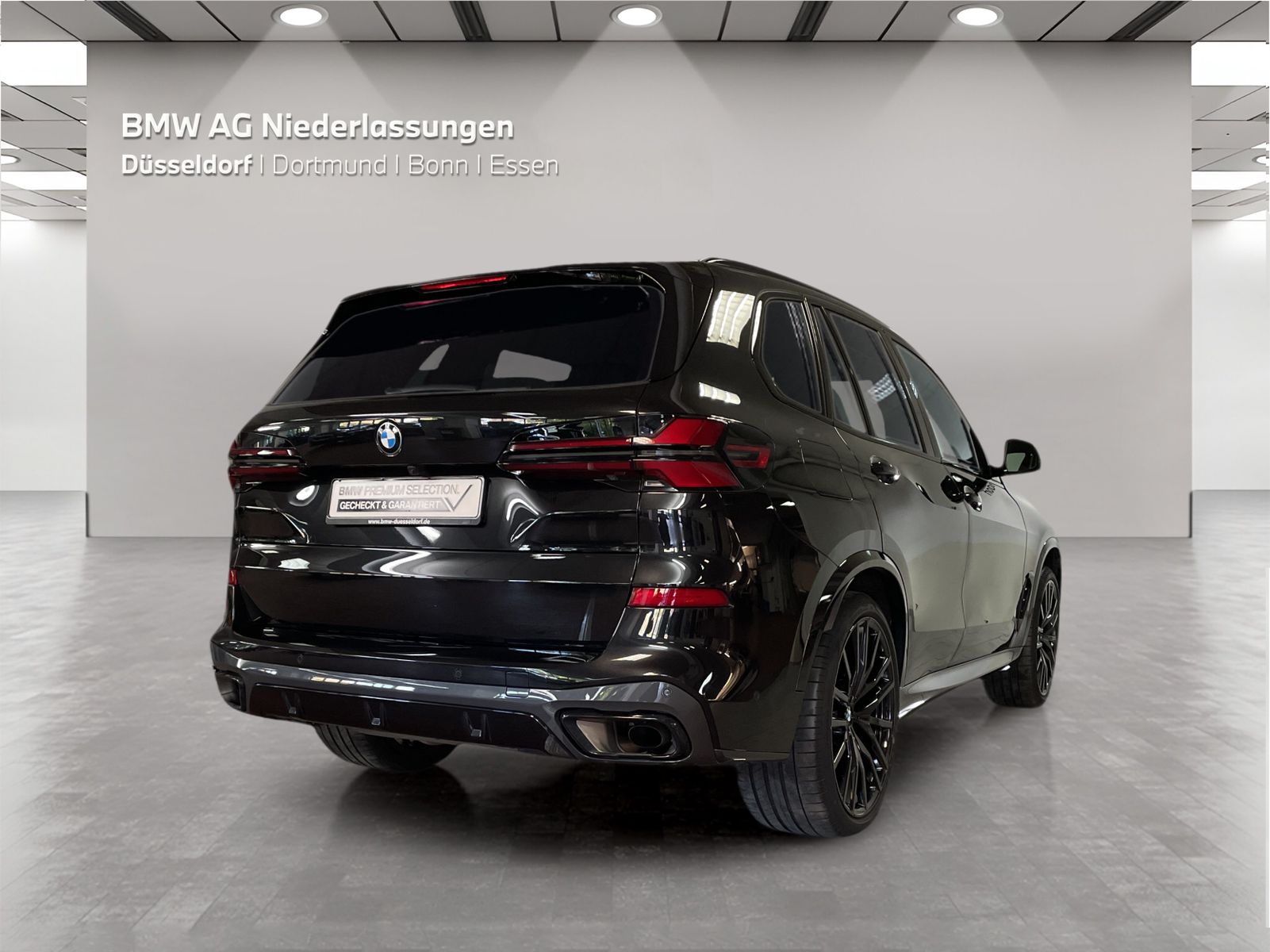 BMW X5 2024 г. Чёрный, пробег 58346 км