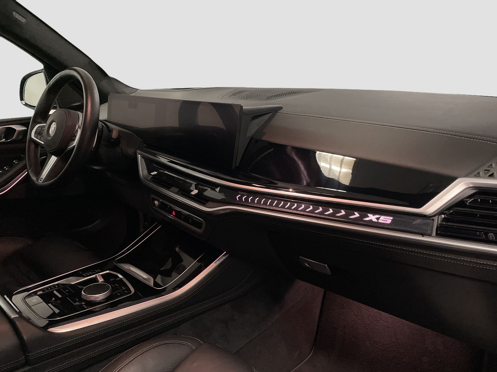 BMW X5 2024 г. Чёрный, пробег 58346 км