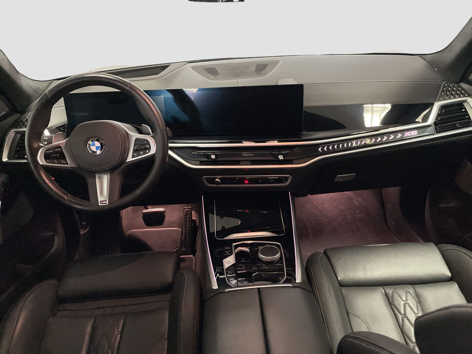 BMW X5 2024 г. Чёрный, пробег 58346 км