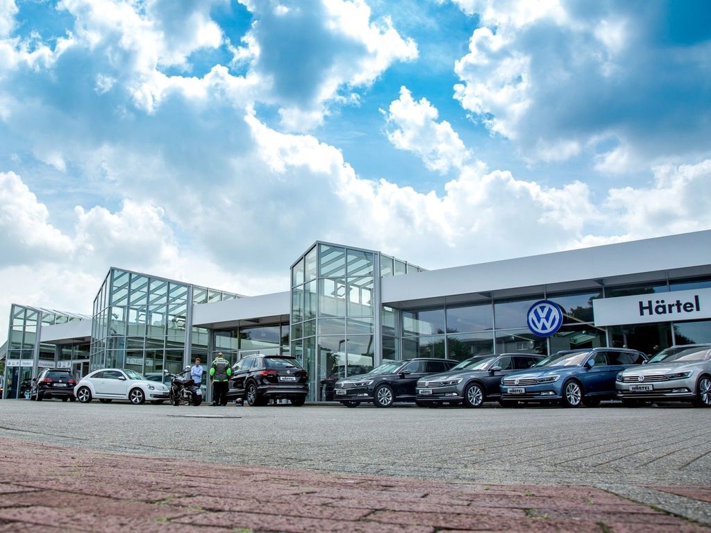 Volkswagen T-Roc 2023 г. Чёрный, пробег 57800 км