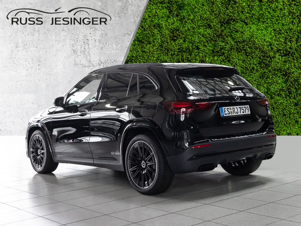 Mercedes-Benz GLA 250 2026 г. Чёрный, пробег 6000 км