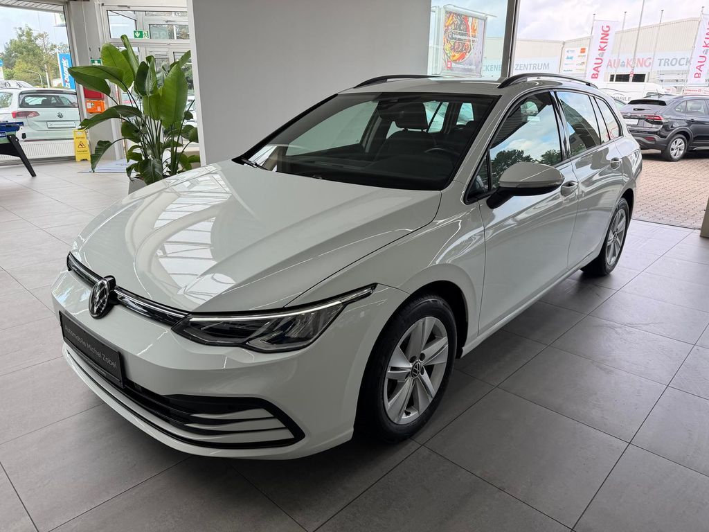 Volkswagen Golf 2023 г. Белый, пробег 38500 км