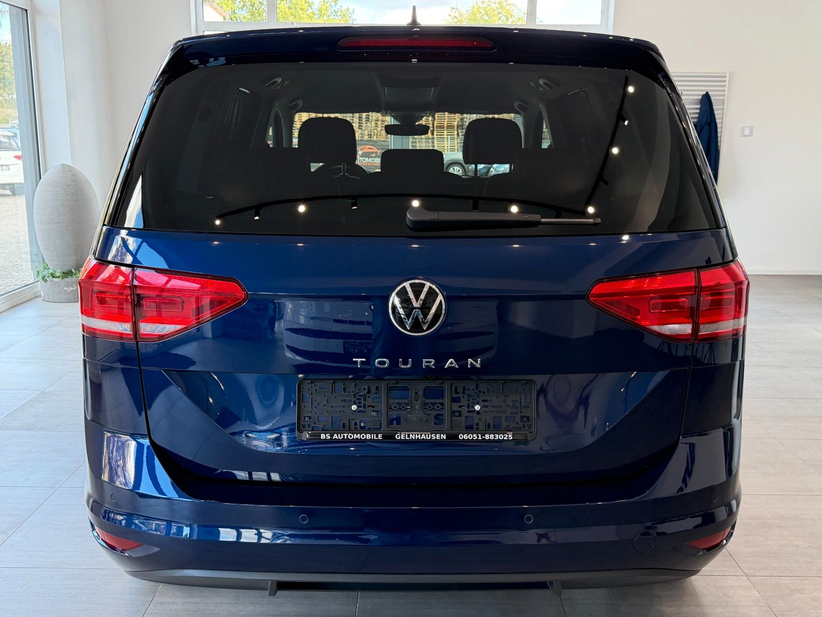 Volkswagen Touran 2025 г. Синий, пробег 42100 км