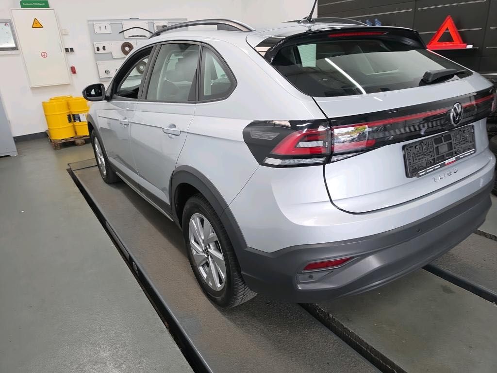 Volkswagen Taigo 2022 г. Серебристый, пробег 17852 км