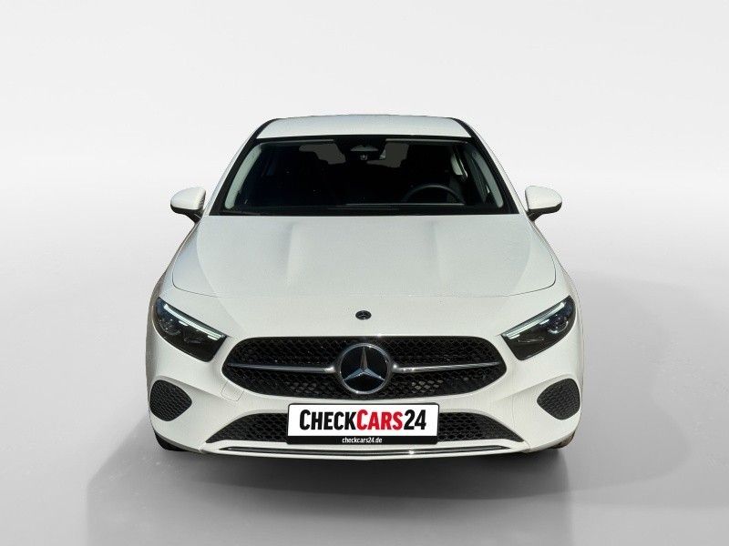 Mercedes-Benz A 200 2025 г. Белый, пробег 25712 км