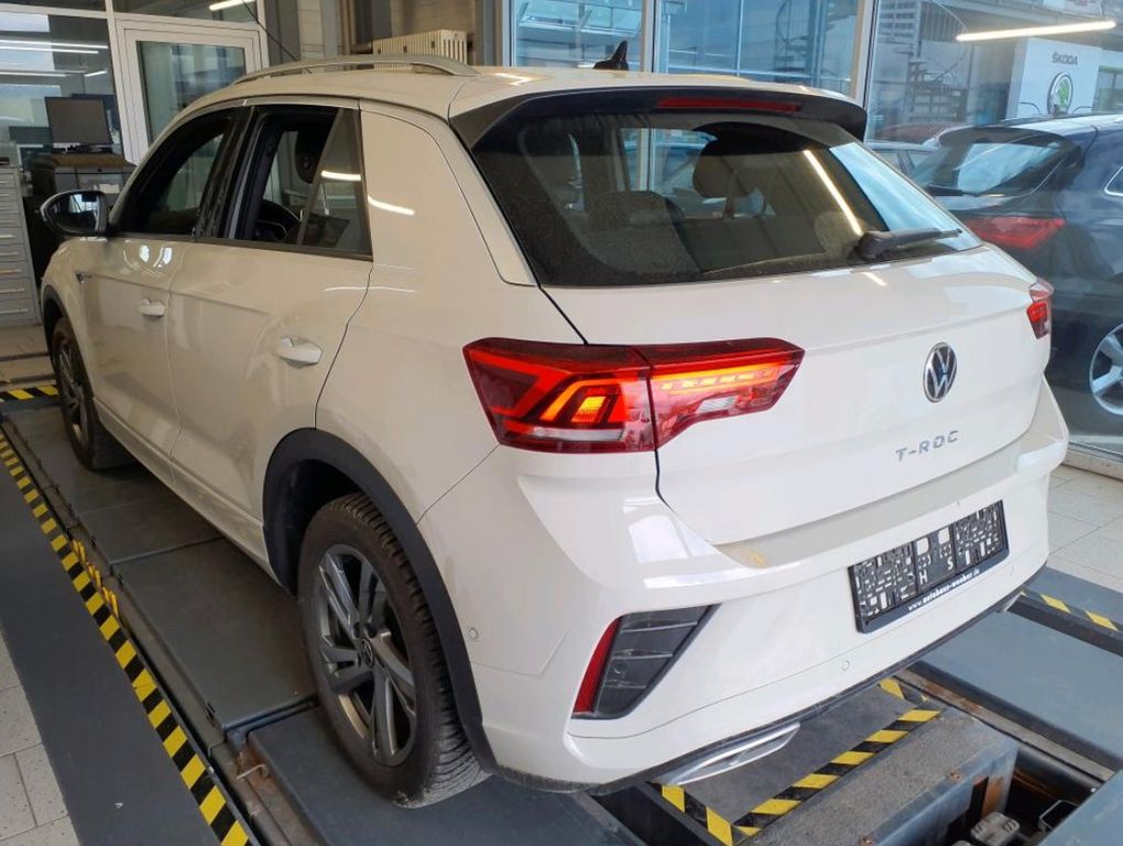 Volkswagen T-Roc 2024 г. Серый, пробег 20262 км