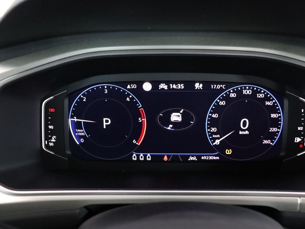 Volkswagen T-Roc 2024 г. Серый, пробег 49230 км