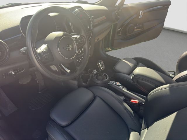 Mini COOPER CABRIO 2021 г. Зелёный, пробег 40000 км