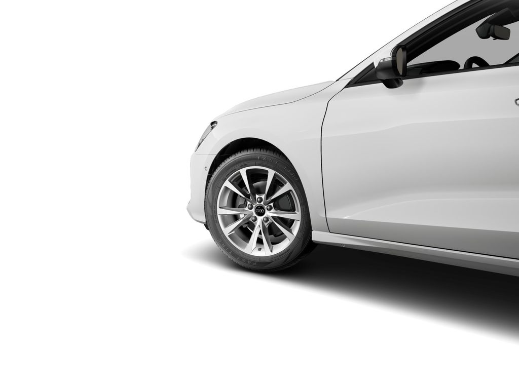 Audi A3 2025 г. Белый, пробег 18000 км