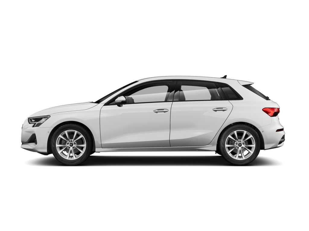 Audi A3 2025 г. Белый, пробег 18000 км