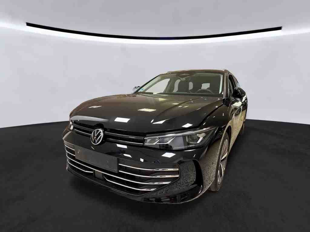 Volkswagen PASSAT VARIANT 2024 г. Чёрный, пробег 43200 км