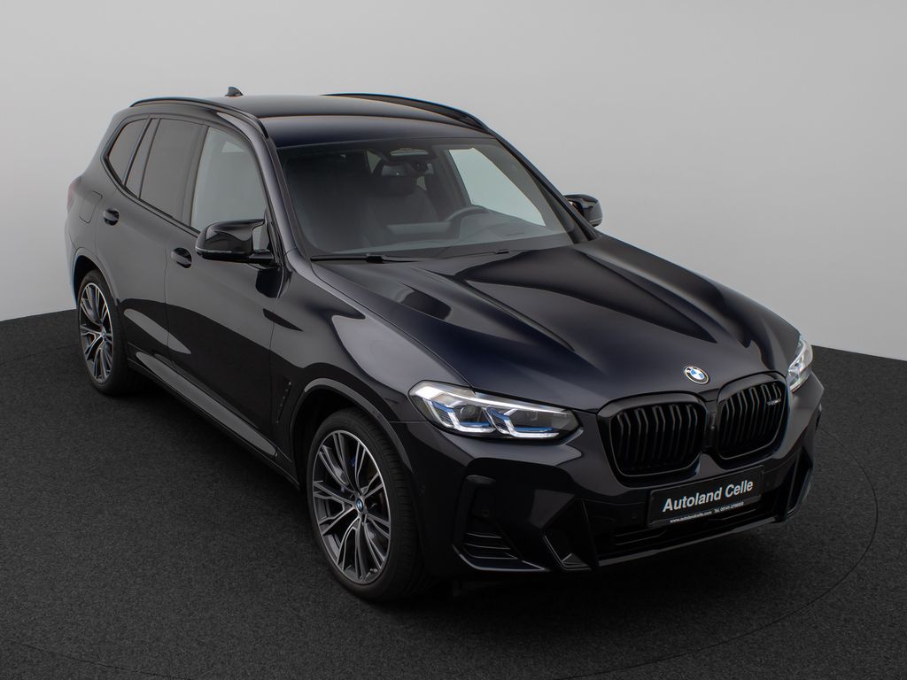 BMW X3 M40 2023 г. Чёрный, пробег 35787 км
