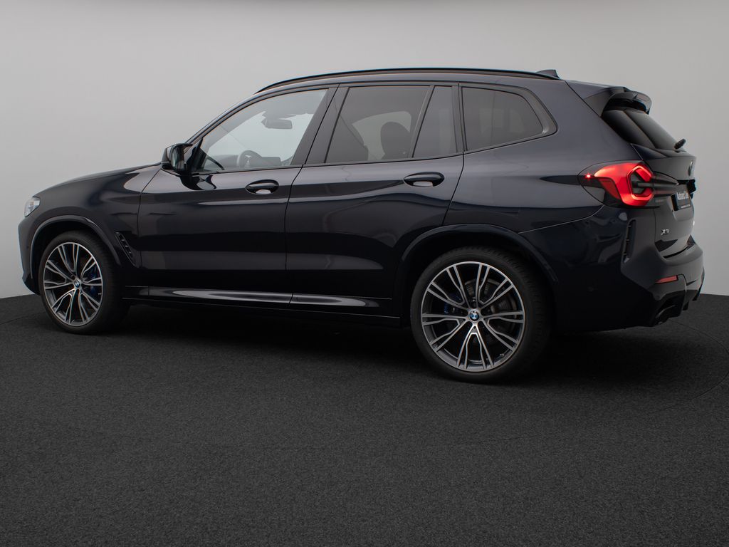 BMW X3 M40 2023 г. Чёрный, пробег 35787 км