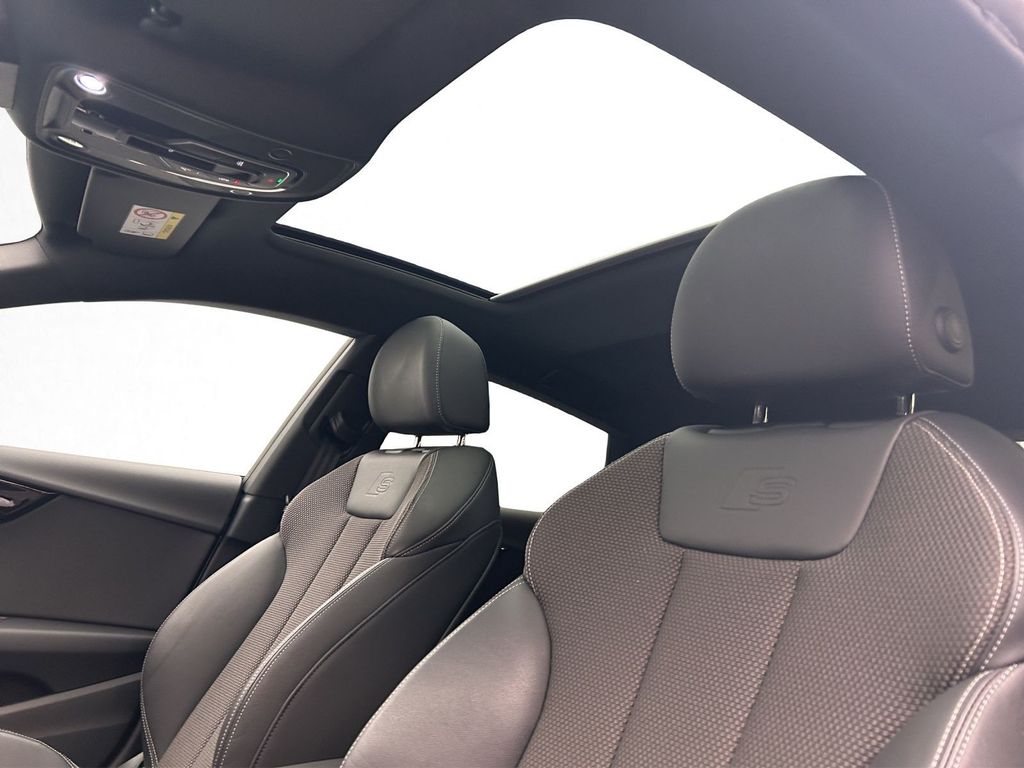 Audi A5 2023 г. Белый, пробег 35644 км