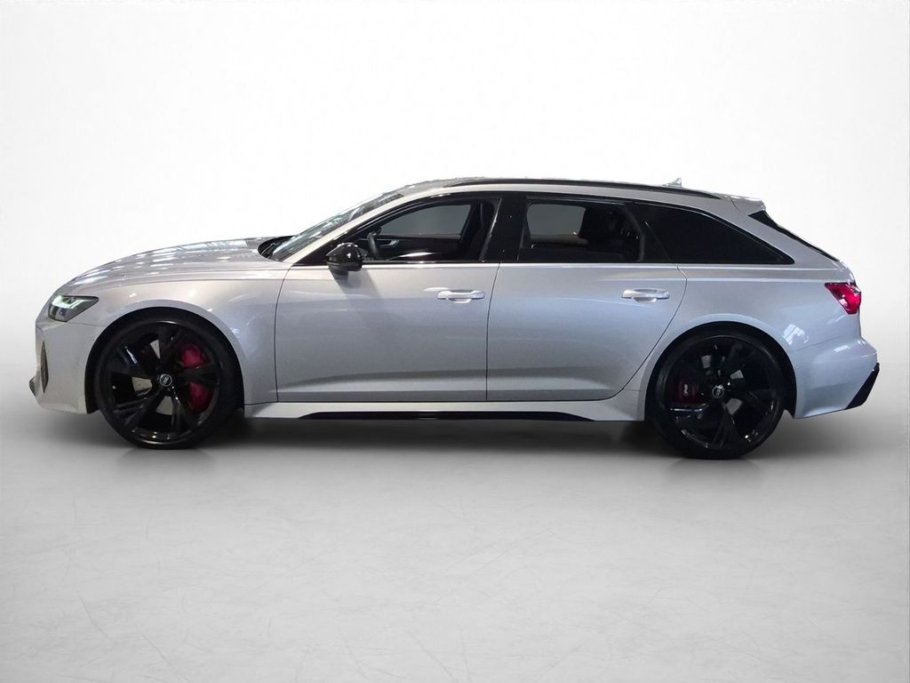 Audi RS6 2024 г. Серебристый, пробег 44336 км