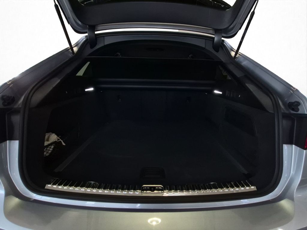 Audi RS6 2024 г. Серебристый, пробег 44336 км