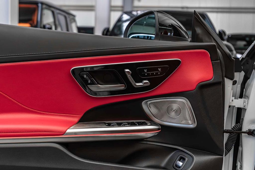 Mercedes-Benz CLE 200 2025 г. Белый, пробег 5270 км